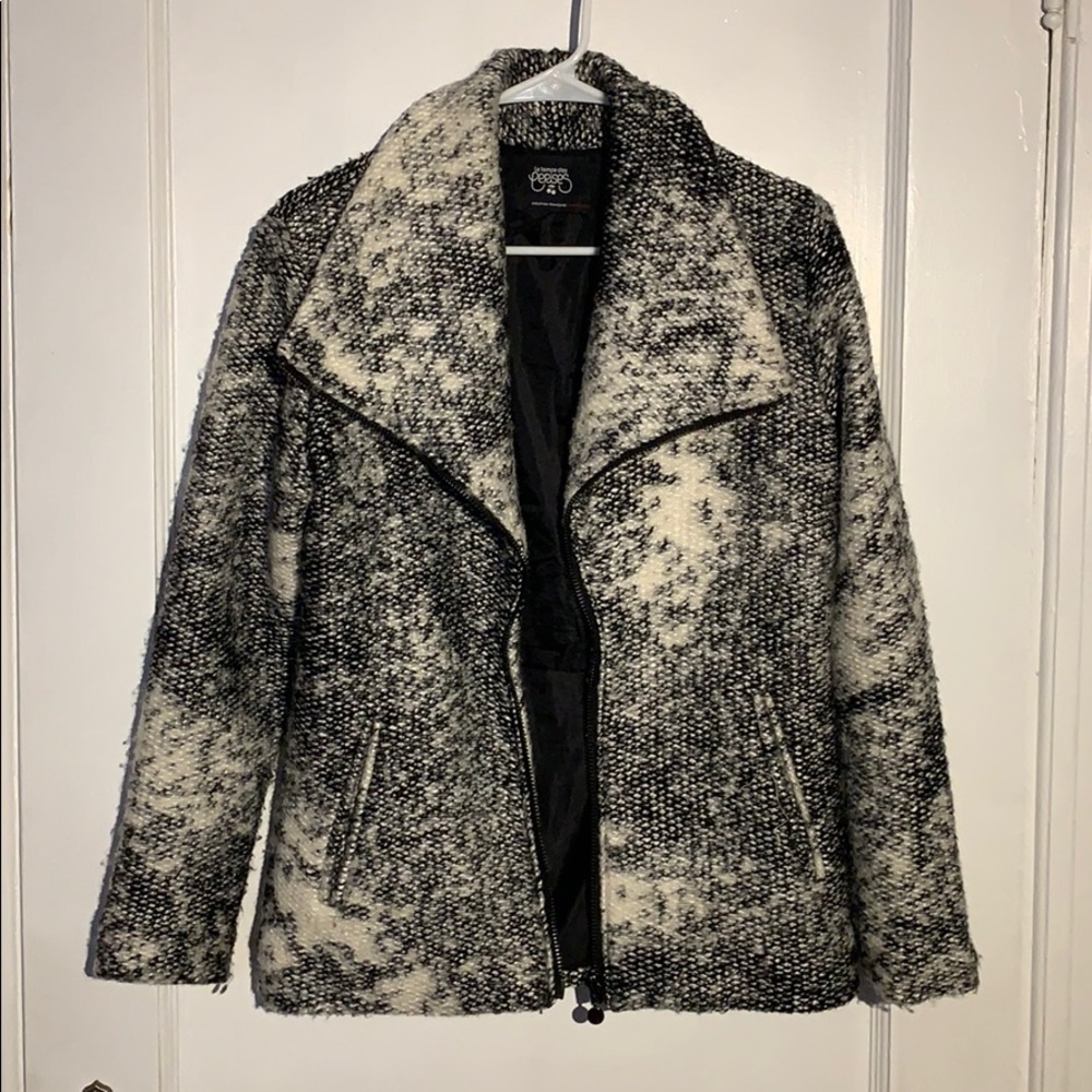 Trendy fall jacket
